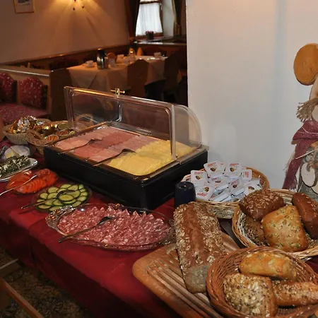 ベッド・アンド・ブレックファスト Schmidinger キッツビュール