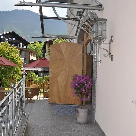 Schmidinger 4* キッツビュール