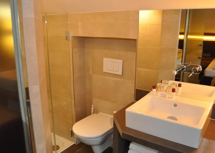 斯密丁格尔住宿加早餐旅馆 4* 基茨比厄尔